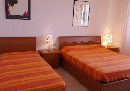 Orange Home Марина ди Кастането Кардучи Екстериор снимка